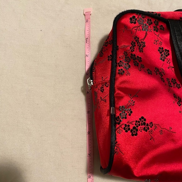 Red Floral Makeup Bag - Picture 7 of 7